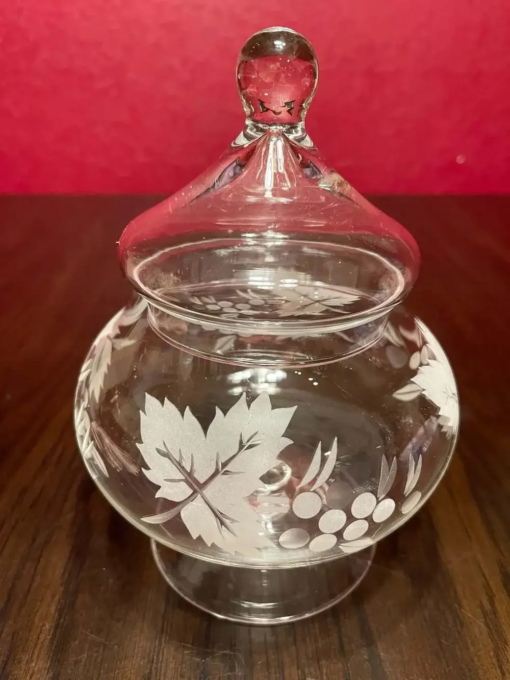 Vntg Pasabahce Decorative Blown Glass Candy Dish with Lid. Etched Grape & Leaf P